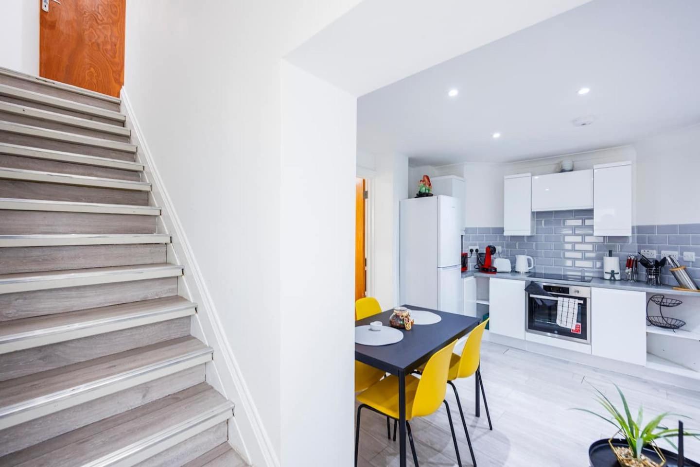 3 Bed 3 Bathroom Flat In Kensington A Apartamento *