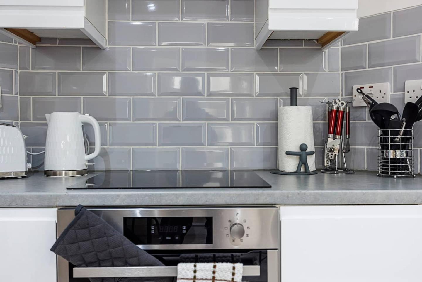 3 Bed 3 Bathroom Flat In Kensington A Apartamento